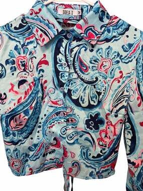 Long Sleeve sofia paisley Cropped Tie-Back Blouse